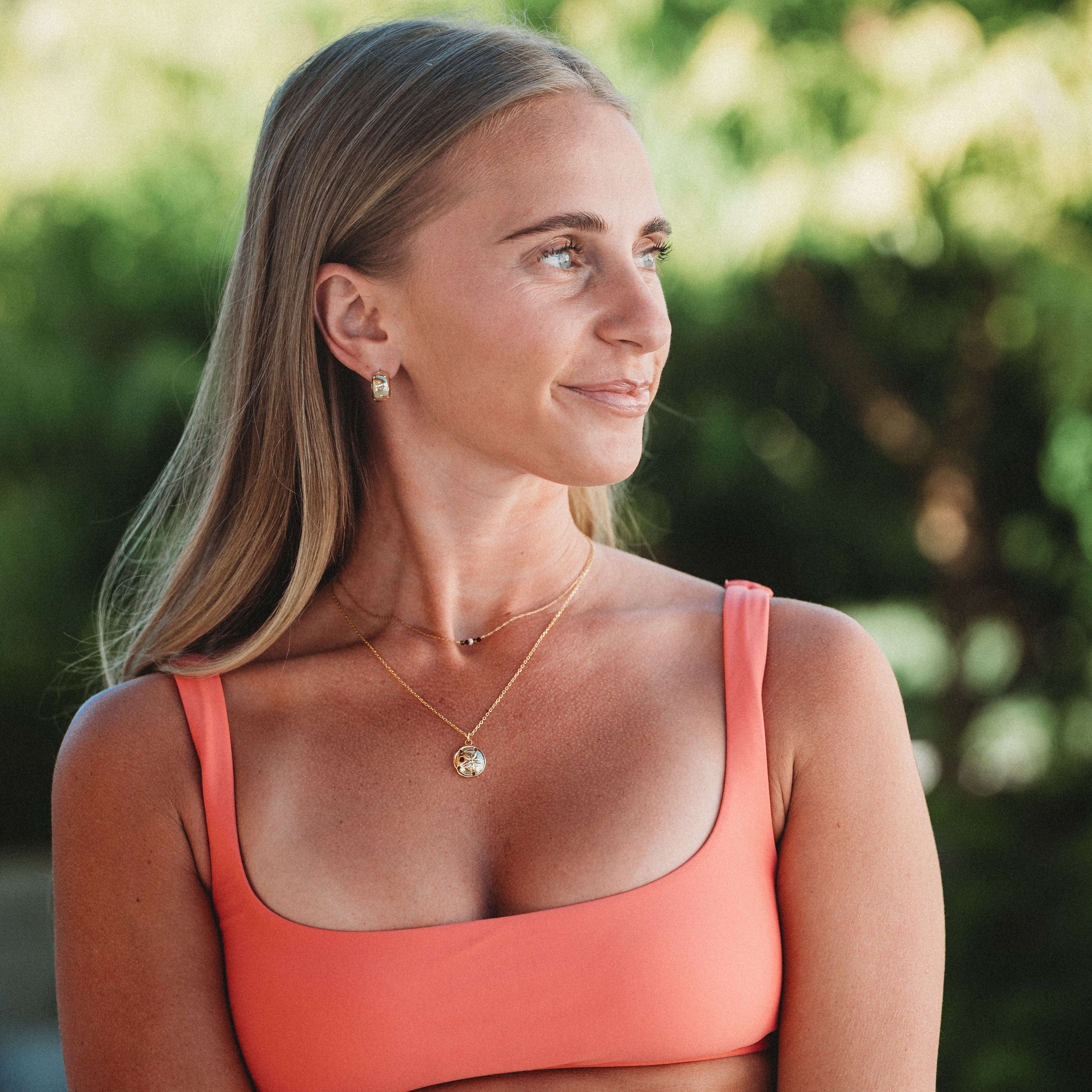 "Radiant" Gold Sand Dollar Necklace Set